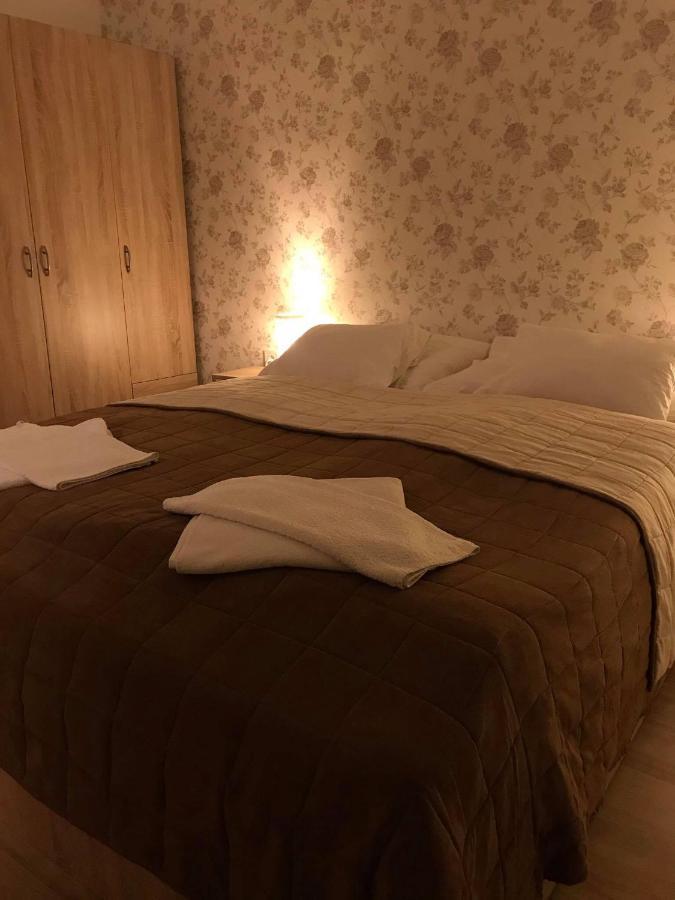 Royal De Lux Apartment Hajduszoboszlo Ngoại thất bức ảnh