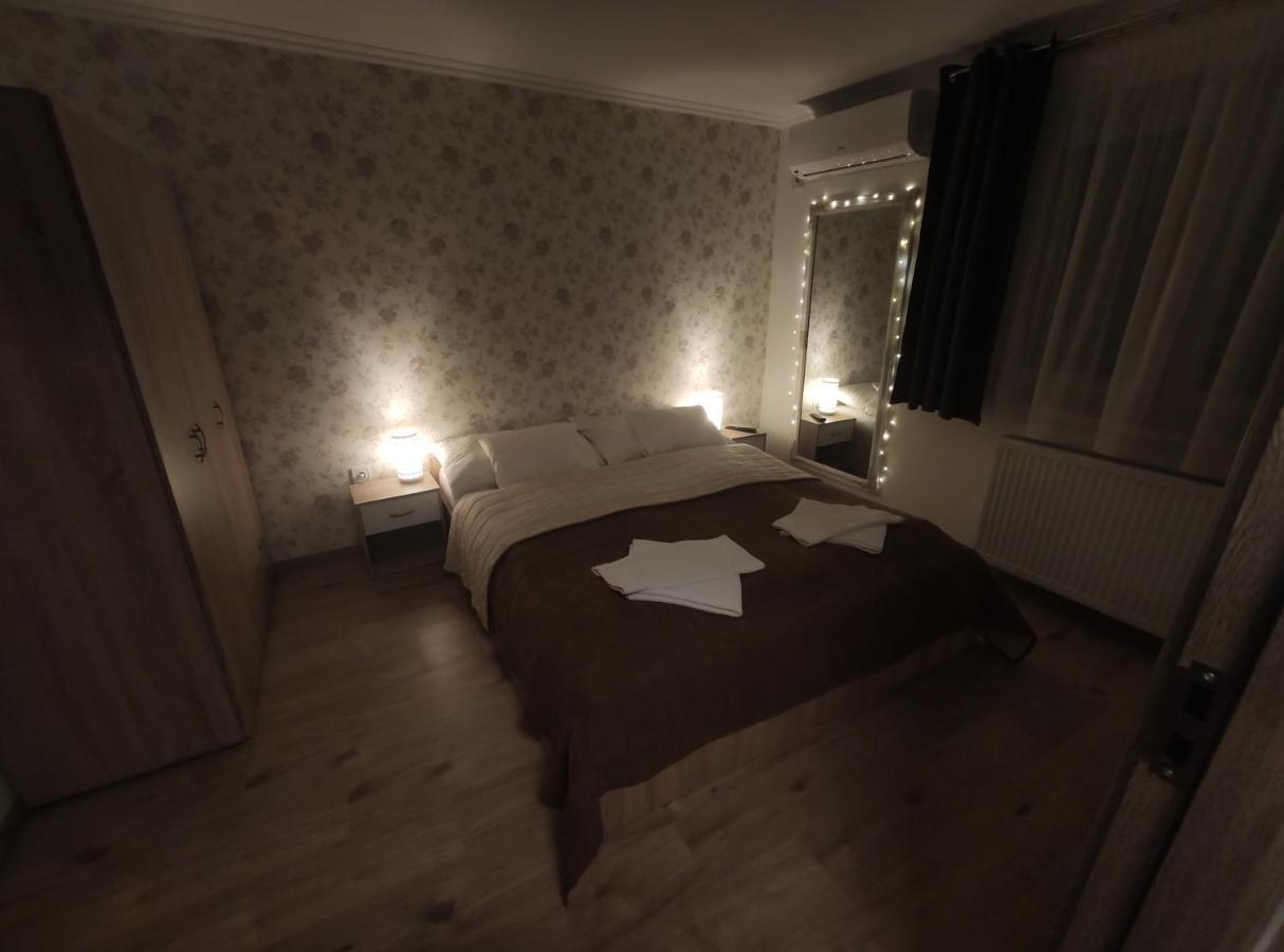 Royal De Lux Apartment Hajduszoboszlo Ngoại thất bức ảnh