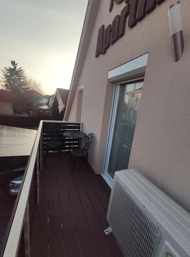 Royal De Lux Apartment Hajduszoboszlo Ngoại thất bức ảnh